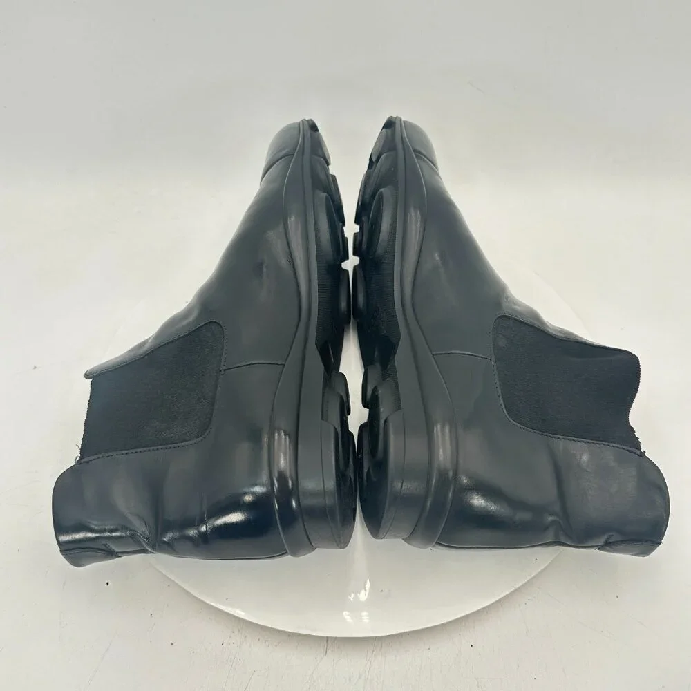 Prada Men UK 7.5 US 8.5 Black Leather Cap Toe Elastic Pull On Ankle Chelsea Boot